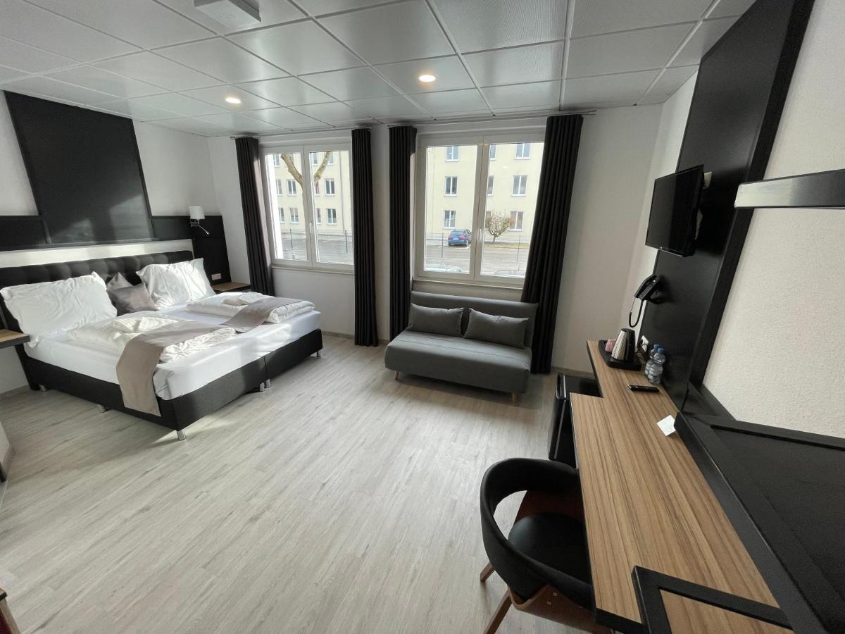 Hotel Yebs 3*